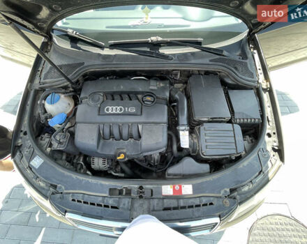 Чорний Ауді А3, об'ємом двигуна 1.6 л та пробігом 212 тис. км за 7400 $, фото 11 на Automoto.ua