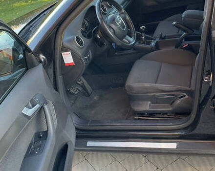 Черный Ауди А3, объемом двигателя 1.6 л и пробегом 325 тыс. км за 5900 $, фото 24 на Automoto.ua