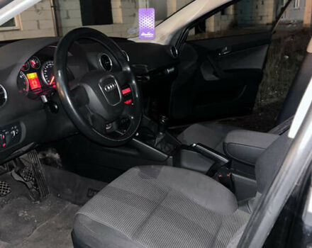 Черный Ауди А3, объемом двигателя 1.6 л и пробегом 230 тыс. км за 6700 $, фото 5 на Automoto.ua