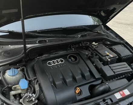 Черный Ауди А3, объемом двигателя 1.9 л и пробегом 300 тыс. км за 5400 $, фото 5 на Automoto.ua