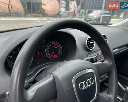 Черный Ауди А3, объемом двигателя 1.6 л и пробегом 205 тыс. км за 5800 $, фото 8 на Automoto.ua