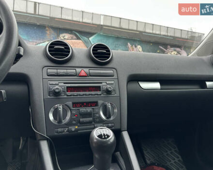 Черный Ауди А3, объемом двигателя 1.6 л и пробегом 205 тыс. км за 5800 $, фото 7 на Automoto.ua