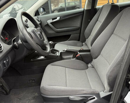 Черный Ауди А3, объемом двигателя 1.6 л и пробегом 207 тыс. км за 6699 $, фото 12 на Automoto.ua