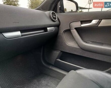 Ауди А3 2006 в Костополе на Automoto.ua Черный Ауди А3, объемом двигателя 1.6 л и пробегом 290 тыс. км за 6400 $, фото 6 на Automoto.ua