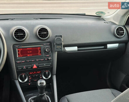 Чорний Ауді А3, об'ємом двигуна 1.6 л та пробігом 217 тис. км за 6350 $, фото 75 на Automoto.ua