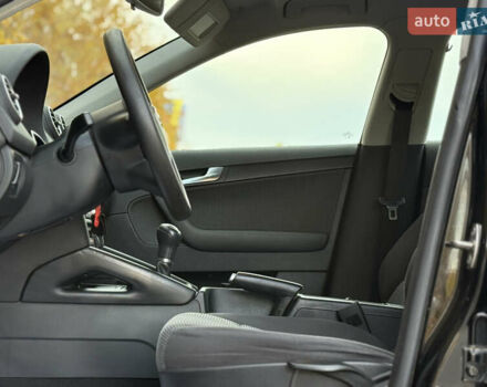 Черный Ауди А3, объемом двигателя 1.39 л и пробегом 152 тыс. км за 7500 $, фото 11 на Automoto.ua