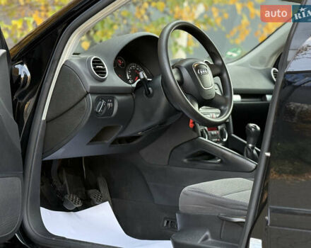 Черный Ауди А3, объемом двигателя 1.39 л и пробегом 152 тыс. км за 7500 $, фото 10 на Automoto.ua