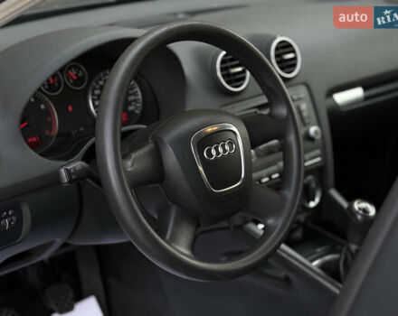 Черный Ауди А3, объемом двигателя 1.39 л и пробегом 152 тыс. км за 7500 $, фото 13 на Automoto.ua