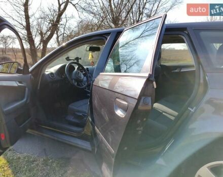 Черный Ауди А3, объемом двигателя 1.9 л и пробегом 350 тыс. км за 7500 $, фото 5 на Automoto.ua