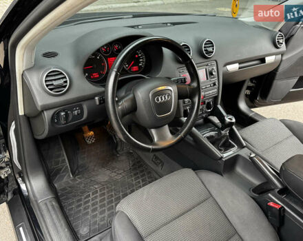 Черный Ауди А3, объемом двигателя 2 л и пробегом 200 тыс. км за 7999 $, фото 11 на Automoto.ua
