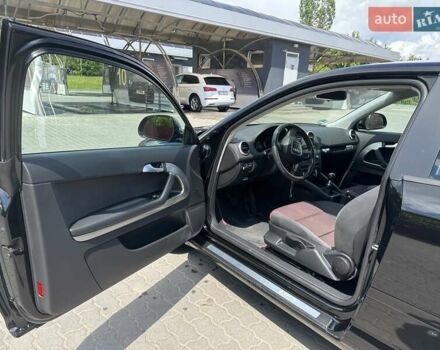 Черный Ауди А3, объемом двигателя 1.39 л и пробегом 101 тыс. км за 8800 $, фото 11 на Automoto.ua
