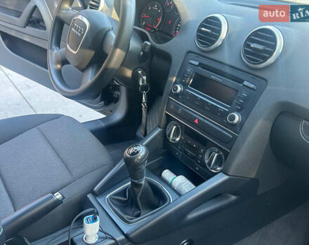 Черный Ауди А3, объемом двигателя 1.6 л и пробегом 135 тыс. км за 6999 $, фото 14 на Automoto.ua