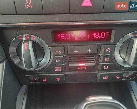 Черный Ауди А3, объемом двигателя 1.6 л и пробегом 143 тыс. км за 9350 $, фото 26 на Automoto.ua