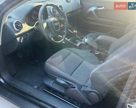 Черный Ауди А3, объемом двигателя 1.6 л и пробегом 132 тыс. км за 8500 $, фото 8 на Automoto.ua