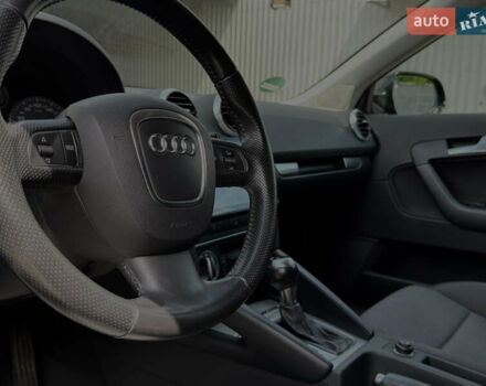 Чорний Ауді А3, об'ємом двигуна 1.2 л та пробігом 204 тис. км за 9300 $, фото 12 на Automoto.ua