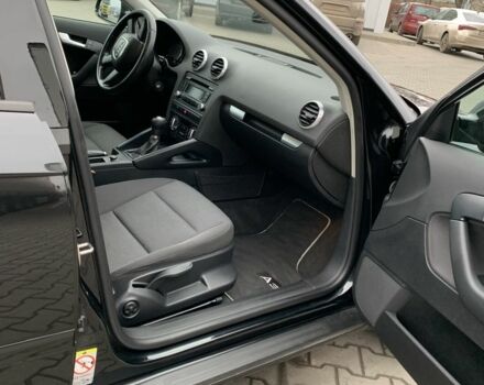 Чорний Ауді А3, об'ємом двигуна 1.8 л та пробігом 2 тис. км за 9300 $, фото 12 на Automoto.ua