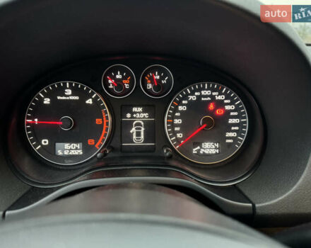 Черный Ауди А3, объемом двигателя 1.6 л и пробегом 242 тыс. км за 8100 $, фото 12 на Automoto.ua