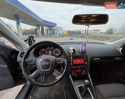 Черный Ауди А3, объемом двигателя 1.6 л и пробегом 242 тыс. км за 8100 $, фото 8 на Automoto.ua