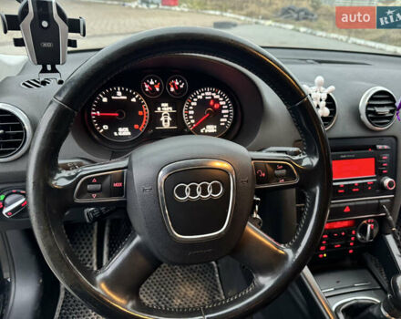 Черный Ауди А3, объемом двигателя 1.6 л и пробегом 242 тыс. км за 8100 $, фото 15 на Automoto.ua