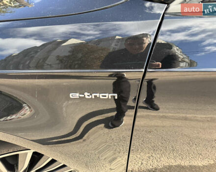 Черный Ауди А3, объемом двигателя 1.4 л и пробегом 150 тыс. км за 14100 $, фото 10 на Automoto.ua