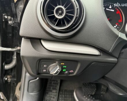 Чорний Ауді А3, об'ємом двигуна 1.6 л та пробігом 129 тис. км за 16490 $, фото 12 на Automoto.ua