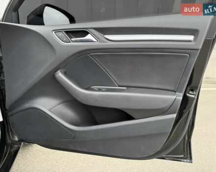 Чорний Ауді А3, об'ємом двигуна 1.8 л та пробігом 231 тис. км за 10900 $, фото 23 на Automoto.ua