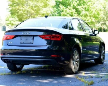 Черный Ауди А3, объемом двигателя 1.8 л и пробегом 76 тыс. км за 10400 $, фото 7 на Automoto.ua