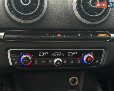 Чорний Ауді А3, об'ємом двигуна 1.8 л та пробігом 203 тис. км за 12999 $, фото 14 на Automoto.ua