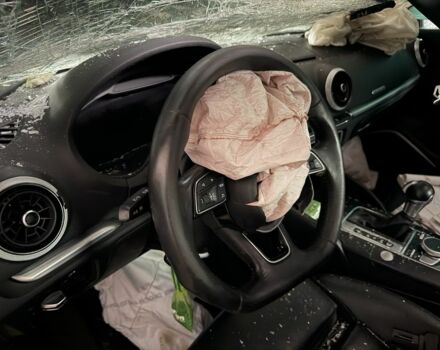 Чорний Ауді А3, об'ємом двигуна 2 л та пробігом 90 тис. км за 5999 $, фото 4 на Automoto.ua