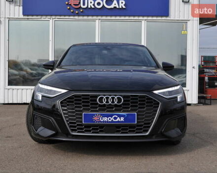 Черный Ауди А3, объемом двигателя 2 л и пробегом 33 тыс. км за 29000 $, фото 2 на Automoto.ua