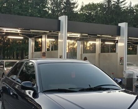 Черный Ауди А3, объемом двигателя 1.6 л и пробегом 280 тыс. км за 3800 $, фото 1 на Automoto.ua