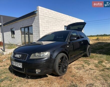 Черный Ауди А3, объемом двигателя 2 л и пробегом 276 тыс. км за 4800 $, фото 1 на Automoto.ua