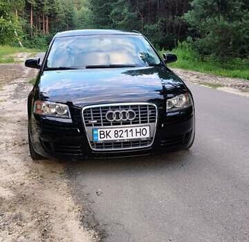 Черный Ауди А3, объемом двигателя 1.6 л и пробегом 237 тыс. км за 5800 $, фото 1 на Automoto.ua