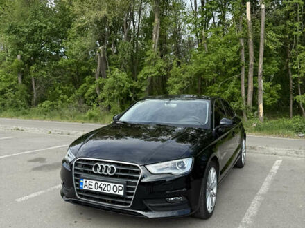 Ауді А3 2015 у Дніпро (Дніпропетровську) на Automoto.ua Чорний Ауді А3, об'ємом двигуна 1.98 л та пробігом 97 тис. км за 15000 $, фото 1 на Automoto.ua