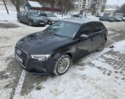 Черный Ауди А3, объемом двигателя 1.4 л и пробегом 144 тыс. км за 17000 $, фото 1 на Automoto.ua