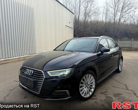 Черный Ауди А3, объемом двигателя 1.4 л и пробегом 200 тыс. км за 17999 $, фото 1 на Automoto.ua