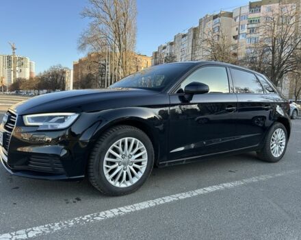Черный Ауди А3, объемом двигателя 1.6 л и пробегом 180 тыс. км за 15500 $, фото 1 на Automoto.ua