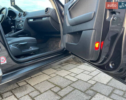 Коричневий Ауді А3, об'ємом двигуна 1.6 л та пробігом 210 тис. км за 6750 $, фото 113 на Automoto.ua