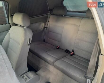 Красный Ауди А3, объемом двигателя 1.6 л и пробегом 317 тыс. км за 2600 $, фото 11 на Automoto.ua