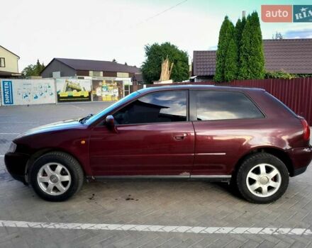 Красный Ауди А3, объемом двигателя 1.6 л и пробегом 317 тыс. км за 2600 $, фото 3 на Automoto.ua