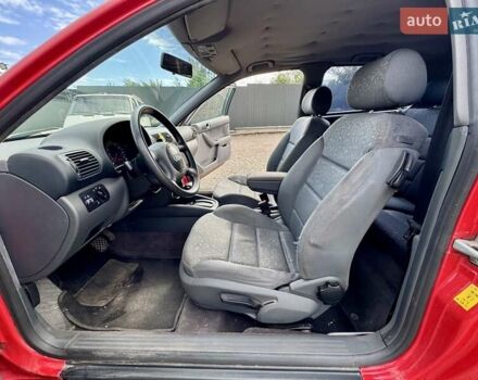 Красный Ауди А3, объемом двигателя 1.6 л и пробегом 260 тыс. км за 3699 $, фото 18 на Automoto.ua