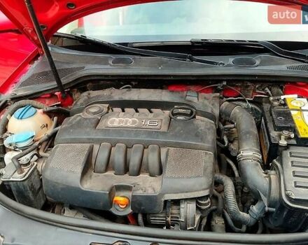 Красный Ауди А3, объемом двигателя 1.6 л и пробегом 215 тыс. км за 7300 $, фото 7 на Automoto.ua