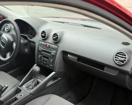 Красный Ауди А3, объемом двигателя 1.6 л и пробегом 240 тыс. км за 5500 $, фото 13 на Automoto.ua