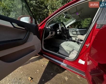 Красный Ауди А3, объемом двигателя 1.8 л и пробегом 170 тыс. км за 8300 $, фото 3 на Automoto.ua