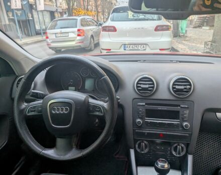 Красный Ауди А3, объемом двигателя 1.8 л и пробегом 185 тыс. км за 10000 $, фото 4 на Automoto.ua
