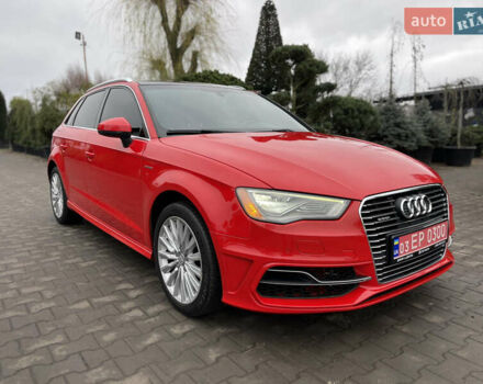Красный Ауди А3, объемом двигателя 1.4 л и пробегом 131 тыс. км за 14500 $, фото 3 на Automoto.ua