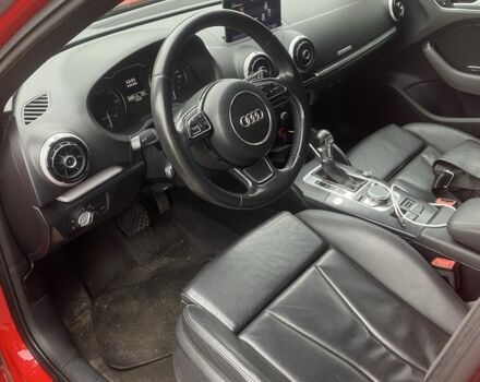 Красный Ауди А3, объемом двигателя 1.4 л и пробегом 244 тыс. км за 10000 $, фото 5 на Automoto.ua