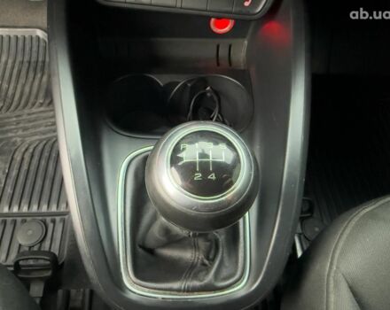 Червоний Ауді А3, об'ємом двигуна 1.6 л та пробігом 211 тис. км за 8290 $, фото 22 на Automoto.ua