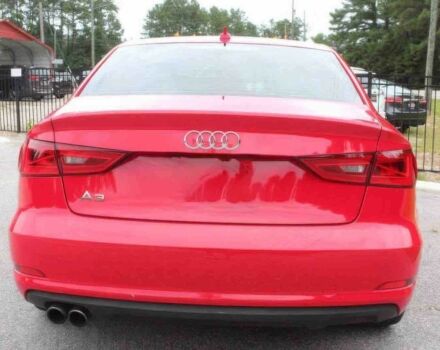 Красный Ауди А3, объемом двигателя 1.8 л и пробегом 77 тыс. км за 1900 $, фото 4 на Automoto.ua