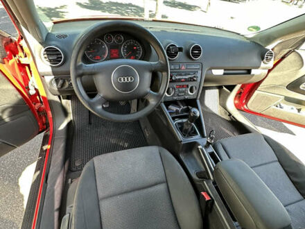 Красный Ауди А3, объемом двигателя 1.6 л и пробегом 239 тыс. км за 5400 $, фото 1 на Automoto.ua